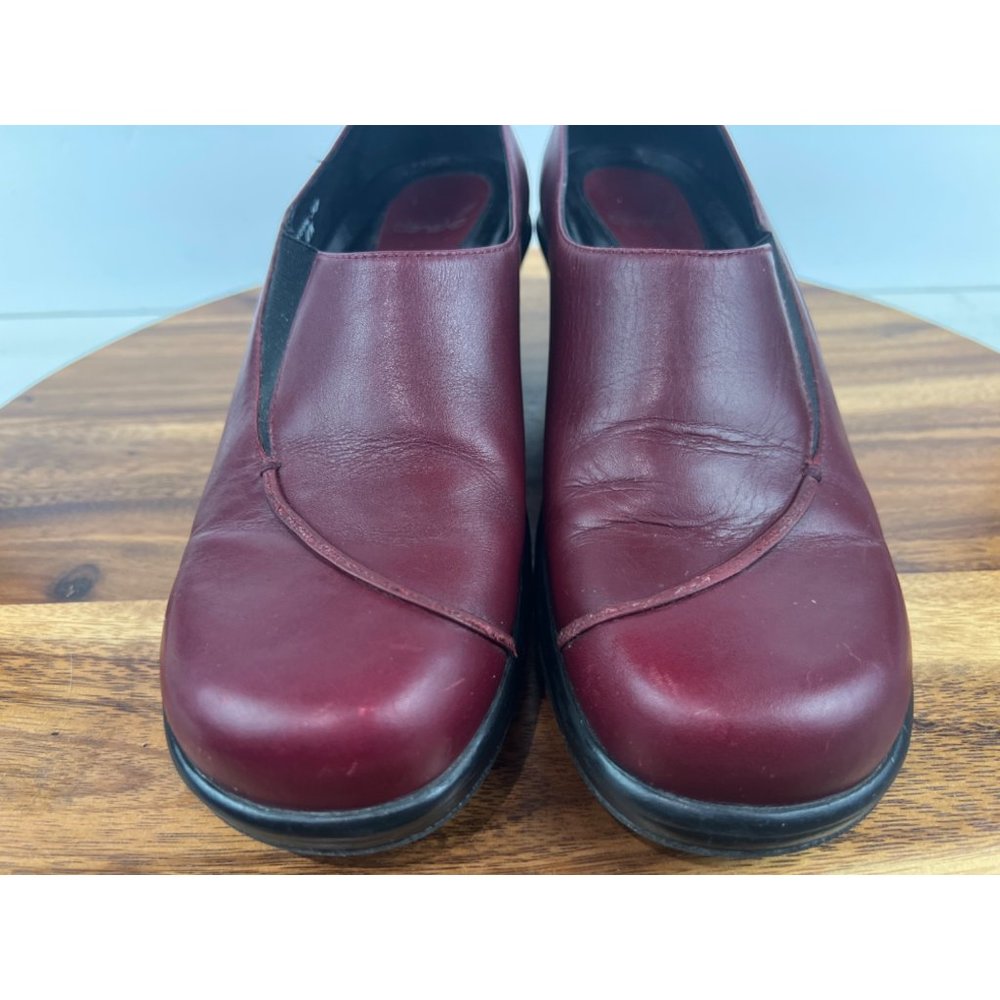 Dansko Red Leather Loafers, size 9 (39 Eur)